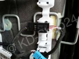 Seat occupancy emulator connector