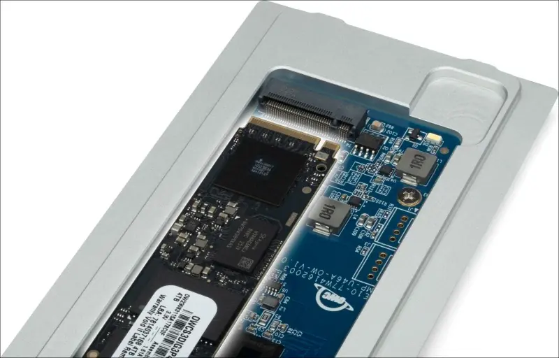 Installing the NVMe SSD.