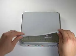 Removing the rubber base using heat.
