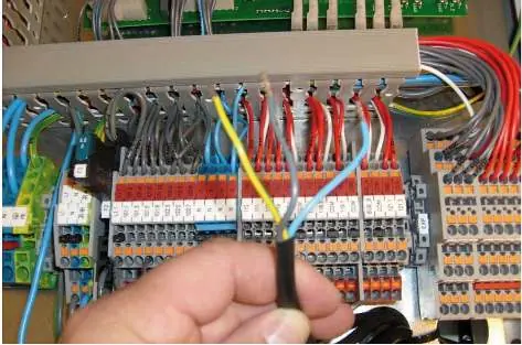 Circulation pump wiring
