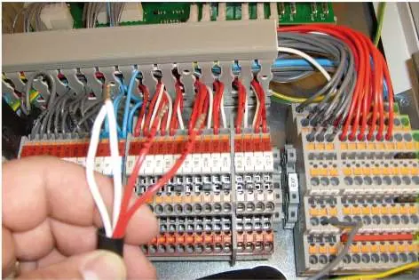 0-10V and alarm wiring