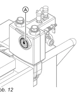 Checking the diaphragm expansion vessel.