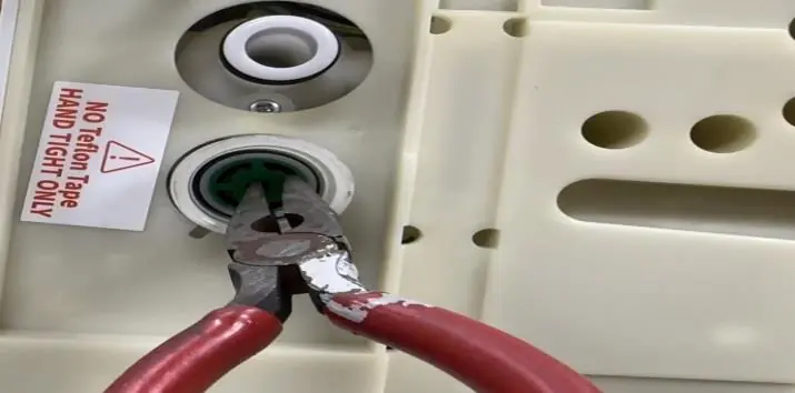 Removing the water pressure regulator