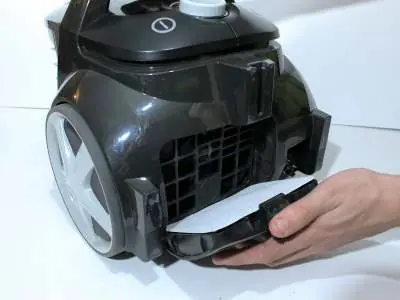 Replace the exhaust filter grill.