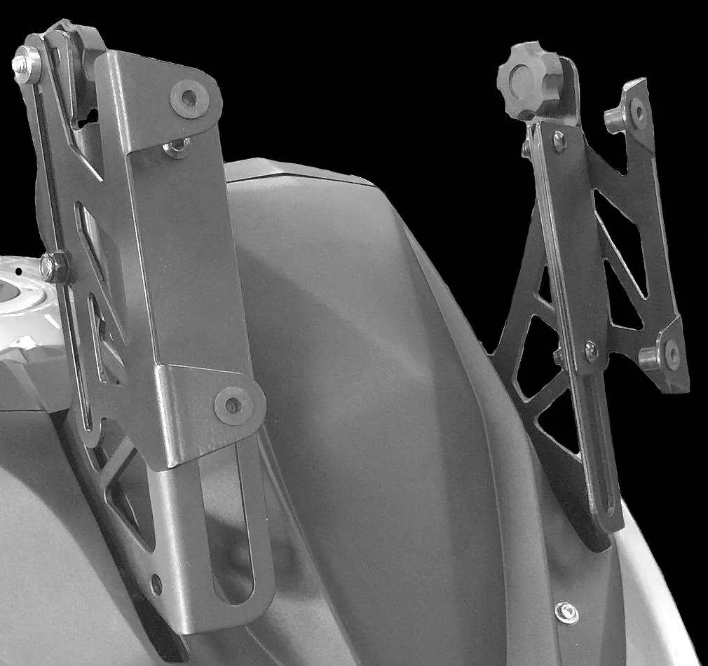 Madstad adjustable windshield brackets