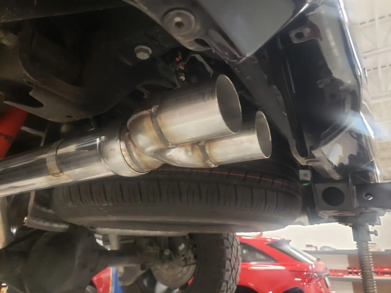 Installing quad tip outlets