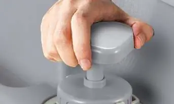 Using the flush pump