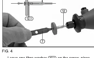 Fitting a cutting/sanding disc (Fig. 4)