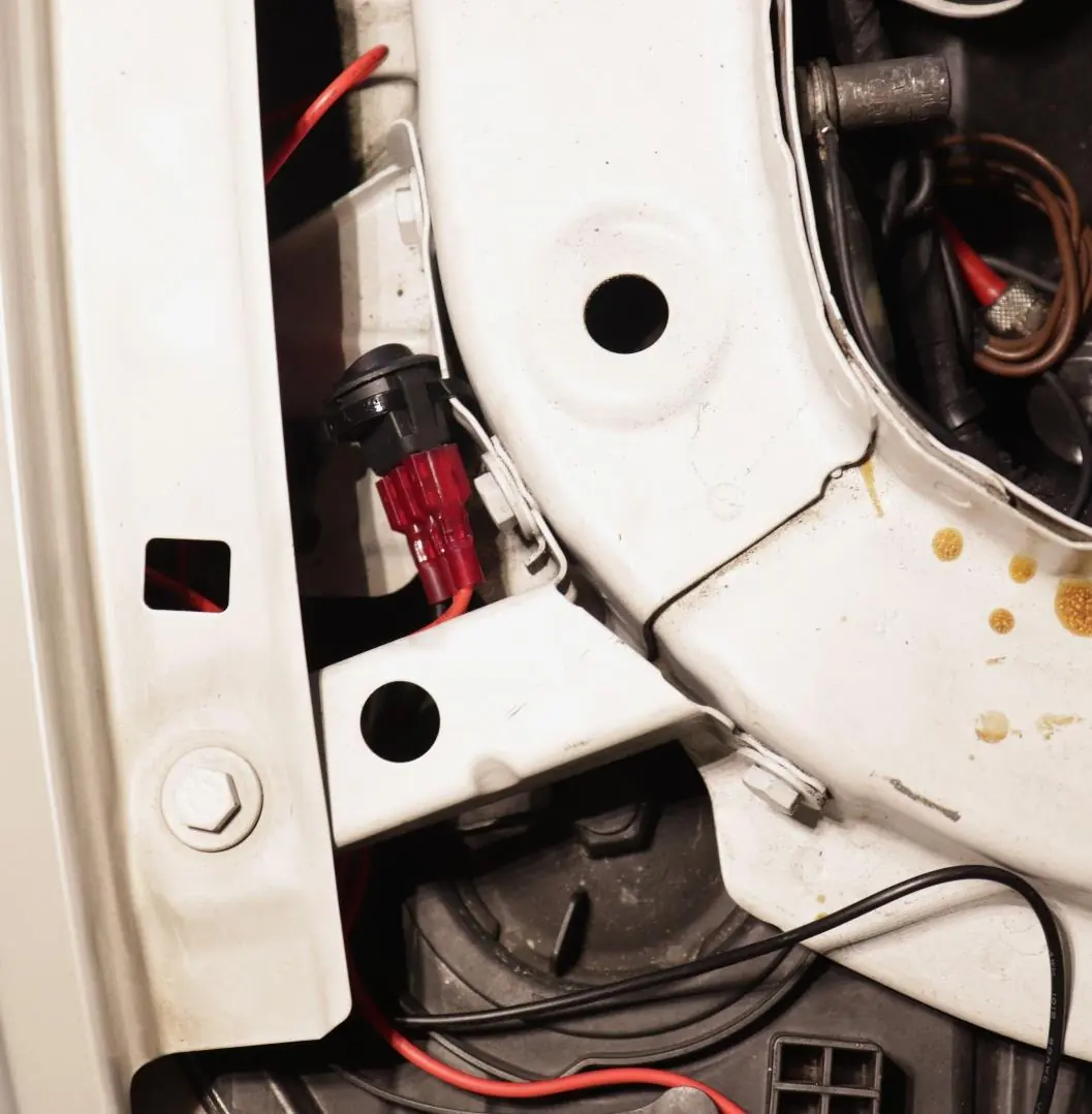 Switch wiring and routing