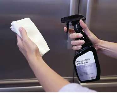 Cleaning stainless steel surface