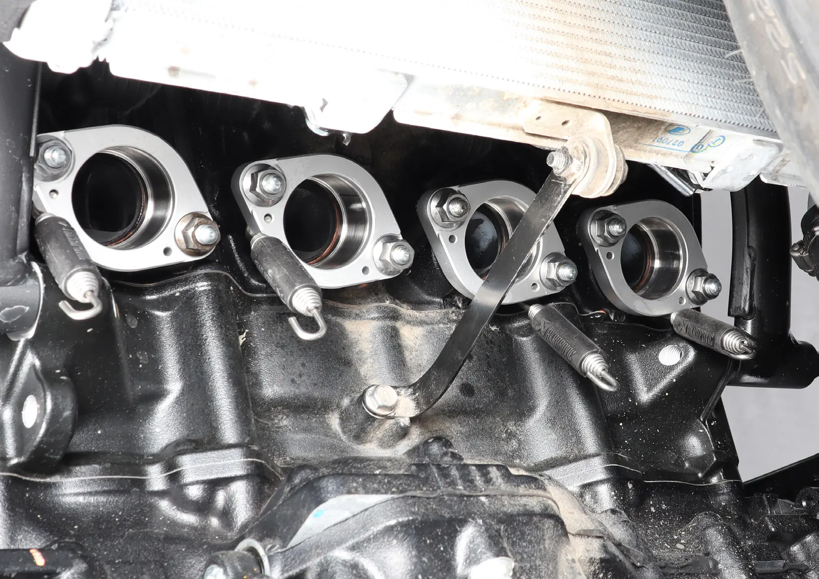 Setting up sleeves, flanges, and springs