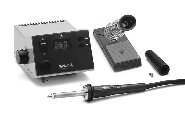 Station with accessories