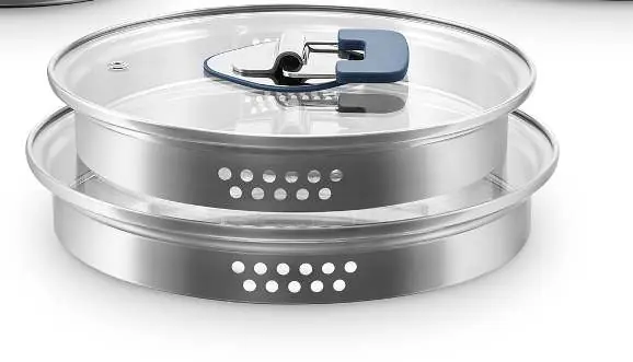 Stackable strainer lids