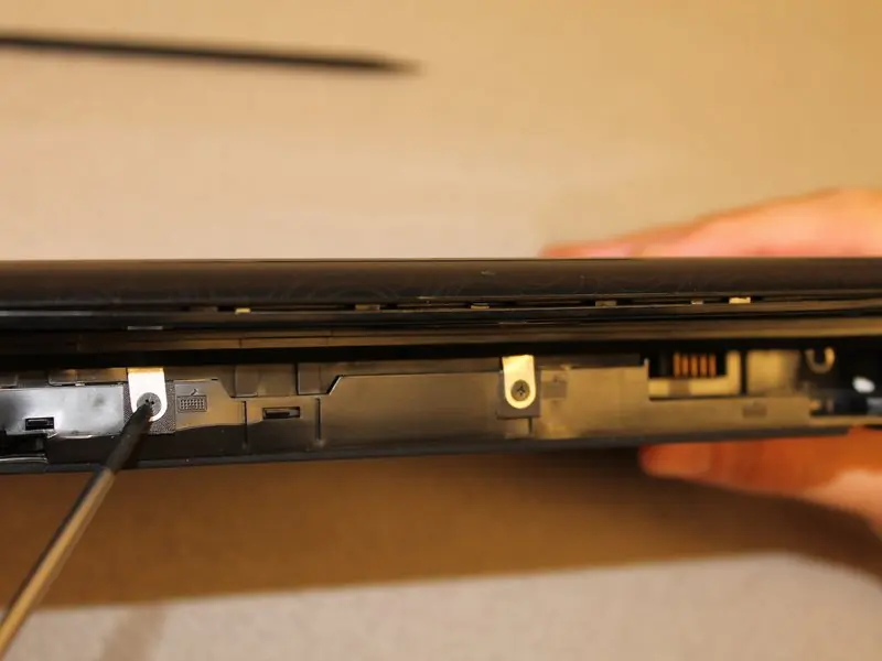 Removing keyboard screws