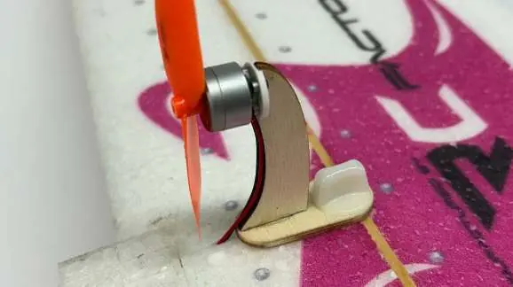 Final mount installation in fuselage