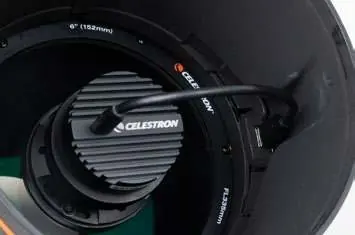 Connecting the camera cable