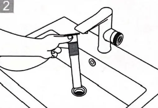 Step 2: Inserting the drain body