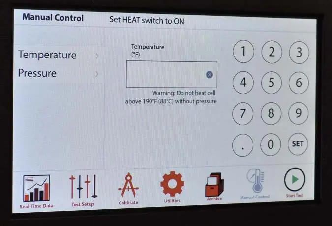 Use the Manual Control screen to set temperature and pressure manually.