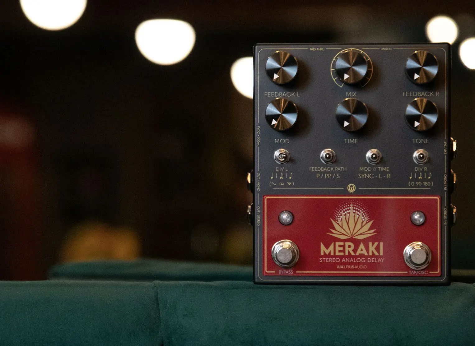 MERAKI pedal control layout
