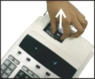 Removing the old ink roller