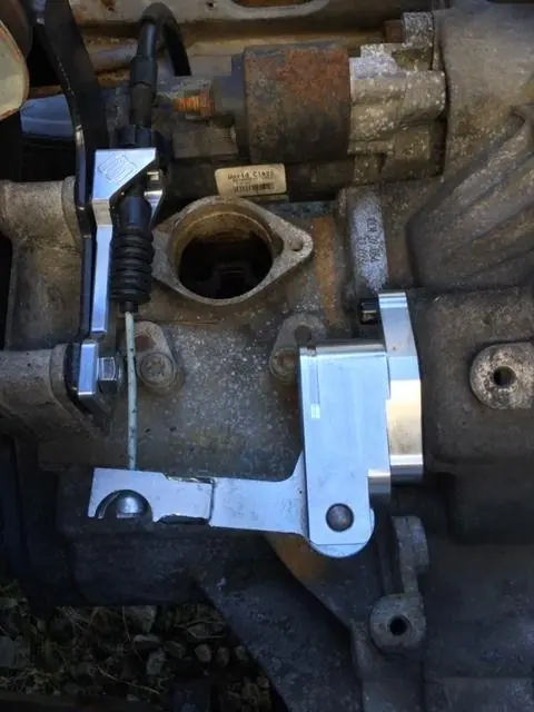 Clutch cable bracket installation