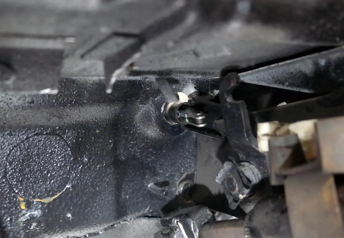 Clutch cable attachment to pedal