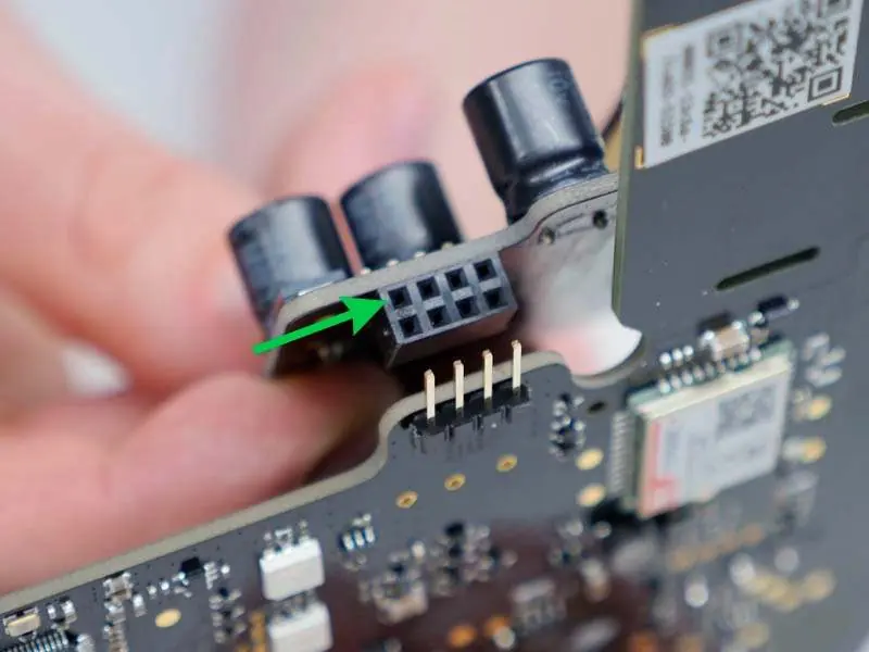 Connector alignment detail