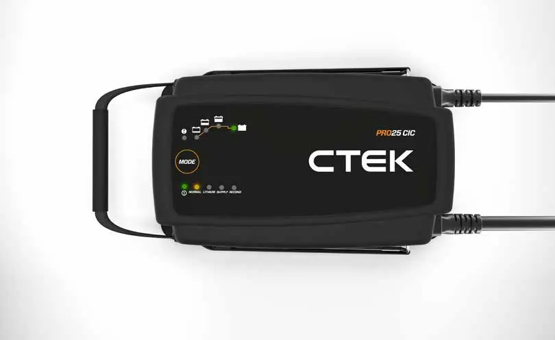 CTEK PRO25 CIC Battery Charger
