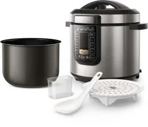 Multicooker with included accessories