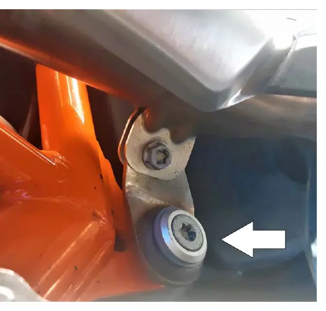 Connection bracket detail