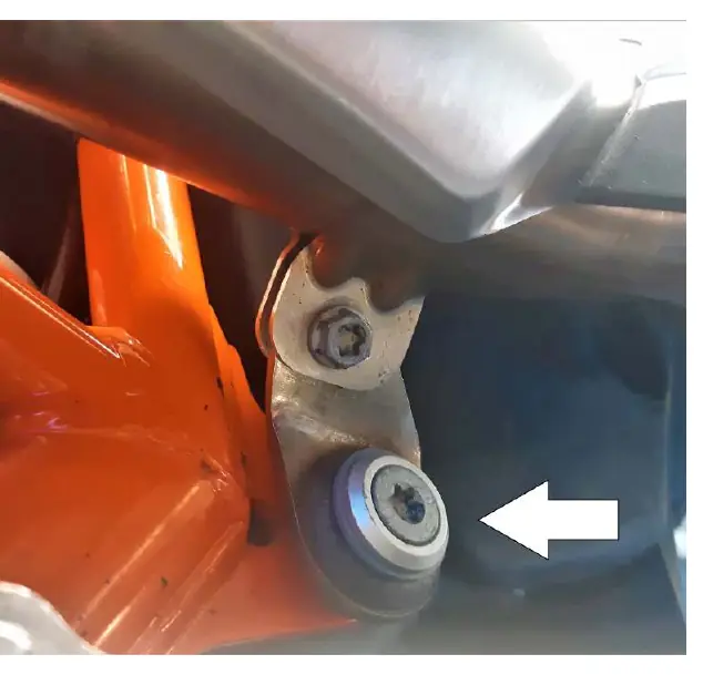 Connection bracket detail