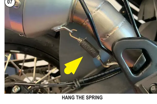 Securing the exhaust spring