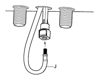 Connecting the spray hose to the receiving block