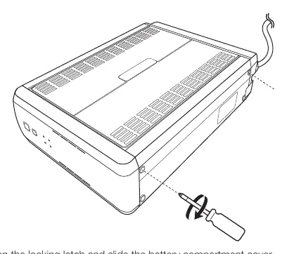 Opening the battery compartment