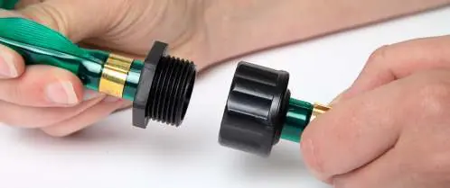 Connecting the Accessory Connector