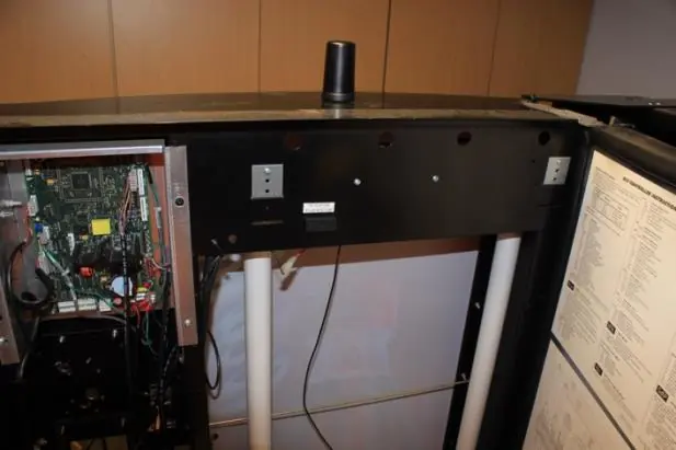 Antenna mounting location