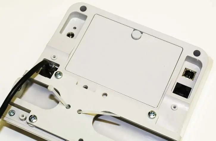 Load cell connection access