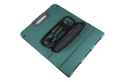 Integrated charging cable and box